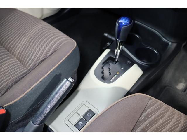 アクア Ｇ　純正ＳＤナビ　フルセグＴＶ　Ｂｌｕｅｔｏｏｔｈ　バックカメラ　スマートキー　コーナーセンサー　ＬＥＤヘッドライト　前後ドライブレコーダー　オートエアコン　ＥＴＣ　プライバシーガラス　禁煙車　除菌抗菌（41枚目）