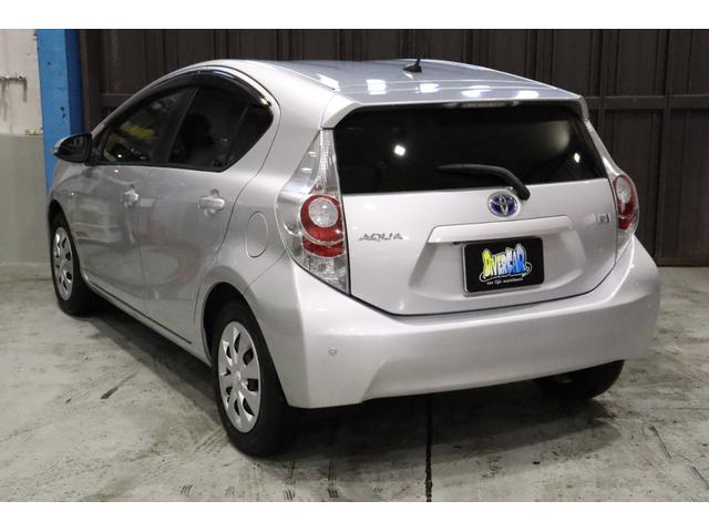 アクア Ｇ　純正ＳＤナビ　フルセグＴＶ　Ｂｌｕｅｔｏｏｔｈ　バックカメラ　スマートキー　コーナーセンサー　ＬＥＤヘッドライト　前後ドライブレコーダー　オートエアコン　ＥＴＣ　プライバシーガラス　禁煙車　除菌抗菌（64枚目）