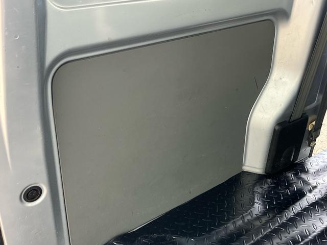 ミニキャブバン ＣＤ　４ＷＤパートタイマー　禁煙車　オートマチックＡＴ　ユーザー買取（65枚目）