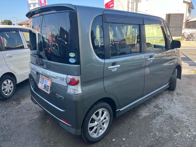 在庫にない普通車やトラックも全国のオークションサイト約１７万台の中よりご希望の一台をご提案致します！