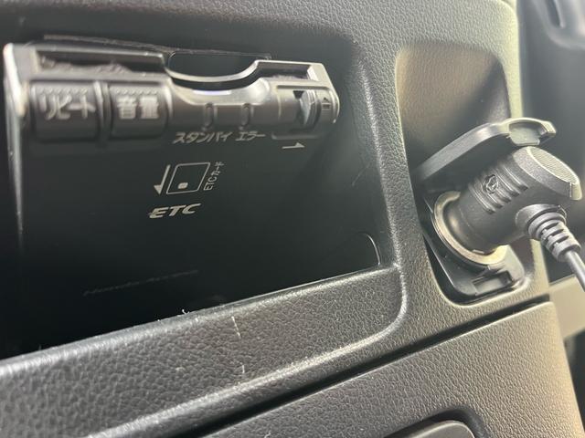 N-BOXカスタム G・ターボパッケージ 禁煙車 車検令和9年2月 後席モニター 地デジナビ 両側自動スライドドア プッシュスタート スマートキー ETC 前後ドライブレコーダー アイドリングストップ オートクルーズコントロール(40枚目)