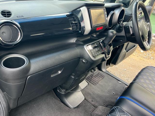 N-BOXカスタム G・ターボパッケージ 禁煙車 車検令和9年2月 後席モニター 地デジナビ 両側自動スライドドア プッシュスタート スマートキー ETC 前後ドライブレコーダー アイドリングストップ オートクルーズコントロール(69枚目)