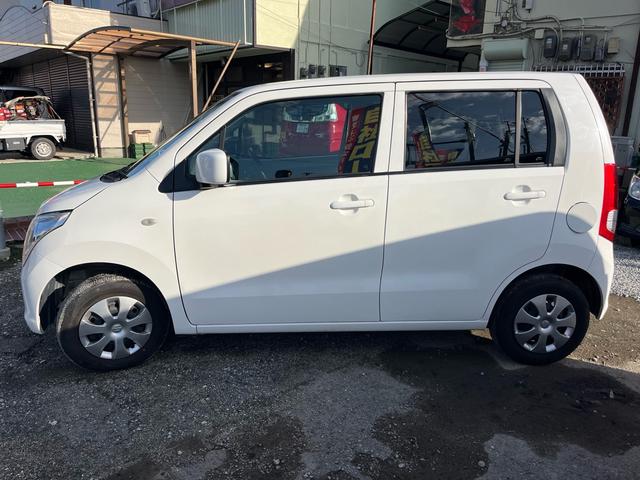 ワゴンＲ ＦＸ　禁煙車　バックモニター　社外地デジナビ　Ｂｌｕｅｔｏｏｔｈａｕｄｉｏ　ＡＵＸ　ＣＤ　ＤＶＤ　キーレスキー　ＥＴＣ　運転席エアバッグ　助手席エアバッグ　パワーステアリング　パワーウィンドウ（13枚目）