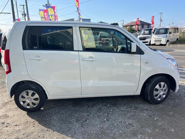 ワゴンＲ ＦＸ　禁煙車　バックモニター　社外地デジナビ　Ｂｌｕｅｔｏｏｔｈａｕｄｉｏ　ＡＵＸ　ＣＤ　ＤＶＤ　キーレスキー　ＥＴＣ　運転席エアバッグ　助手席エアバッグ　パワーステアリング　パワーウィンドウ（17枚目）