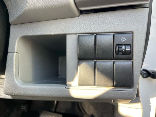 ワゴンＲ ＦＸ　禁煙車　バックモニター　社外地デジナビ　Ｂｌｕｅｔｏｏｔｈａｕｄｉｏ　ＡＵＸ　ＣＤ　ＤＶＤ　キーレスキー　ＥＴＣ　運転席エアバッグ　助手席エアバッグ　パワーステアリング　パワーウィンドウ（42枚目）