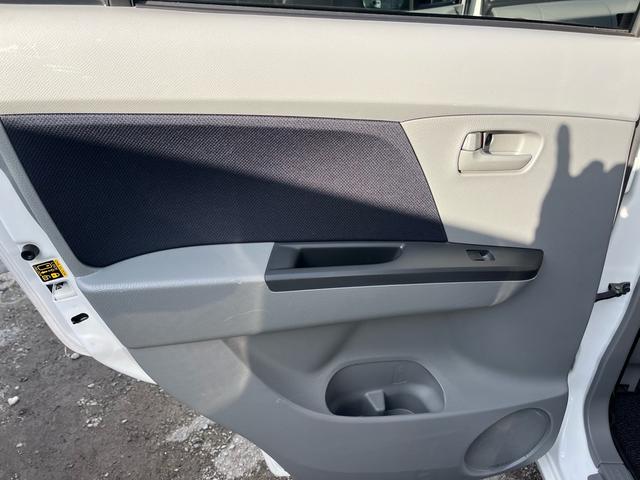 ワゴンＲ ＦＸ　禁煙車　バックモニター　社外地デジナビ　Ｂｌｕｅｔｏｏｔｈａｕｄｉｏ　ＡＵＸ　ＣＤ　ＤＶＤ　キーレスキー　ＥＴＣ　運転席エアバッグ　助手席エアバッグ　パワーステアリング　パワーウィンドウ（67枚目）
