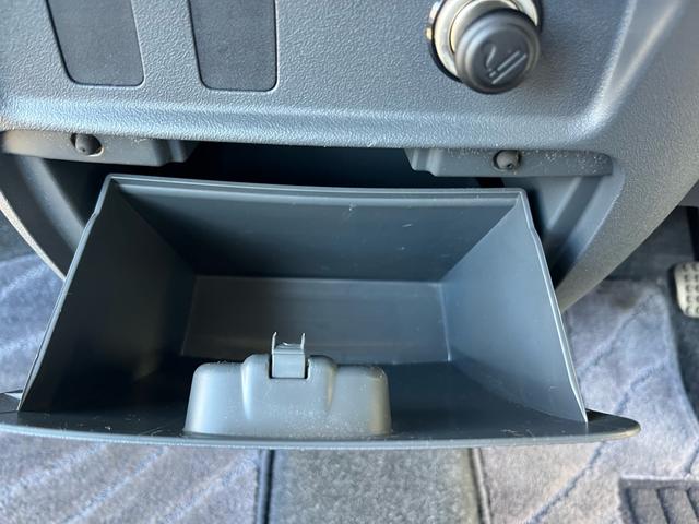 タント カスタムＸリミテッド　禁煙車　キーレスエントリー　スマートキー　純正１４インチアルミホイール　ＥＴＣ　片側自動スライドドア　運転席エアバッグ　助手席エアバッグ　パワーステアリング（40枚目）