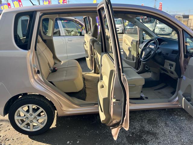 ムーヴ Ｘリミテッド　禁煙車　スマートキー　プッシュスタート　バックモニター　オートエアコン　ＥＴＣ　エコアイドル　純正１４インチアルミホイール　運転席エアバッグ　助手席エアバッグ　パワーウィンドウ　パワーステアリング（33枚目）