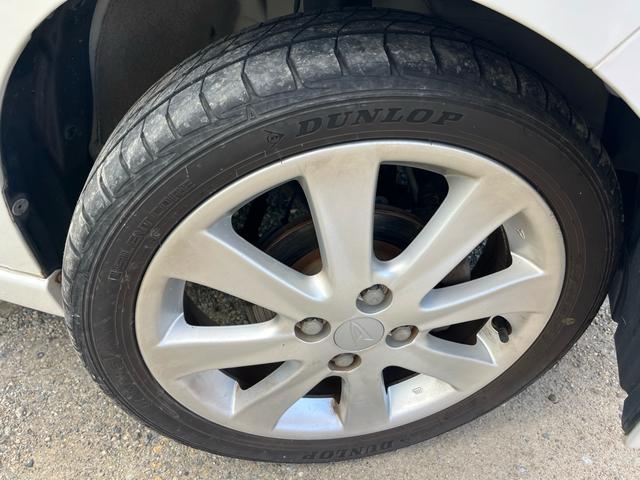 ムーヴ カスタム　ＲＳ　車検２年付　ターボ車　スマートキー　フォグライト　ＨＩＤヘッドライト　純正アルミホイール　オートエアコン　運転席エアバッグ　助手席エアバッグ　パワーステアリング　パワーウィンドウ（24枚目）