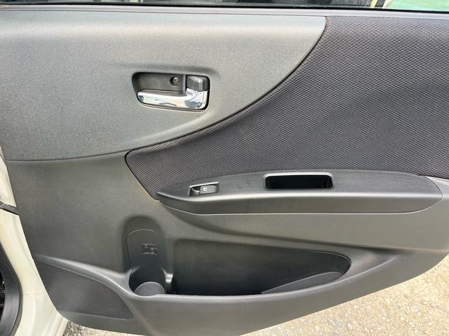 ムーヴ カスタム　ＲＳ　車検２年付　ターボ車　スマートキー　フォグライト　ＨＩＤヘッドライト　純正アルミホイール　オートエアコン　運転席エアバッグ　助手席エアバッグ　パワーステアリング　パワーウィンドウ（58枚目）