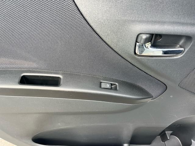 ムーヴ カスタム　ＲＳ　車検２年付　ターボ車　スマートキー　フォグライト　ＨＩＤヘッドライト　純正アルミホイール　オートエアコン　運転席エアバッグ　助手席エアバッグ　パワーステアリング　パワーウィンドウ（75枚目）