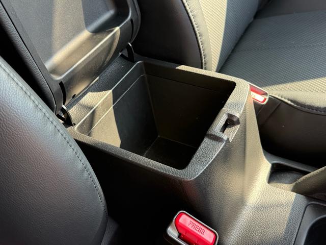 エクストレイル 20GT S 20GTS・ワンオーナー・ディーゼルターボ・6速MT・4WD・9インチディスプレイオーディオ・ETC・キーレスエントリー・ルーフレール・純正アルミホイール(52枚目)