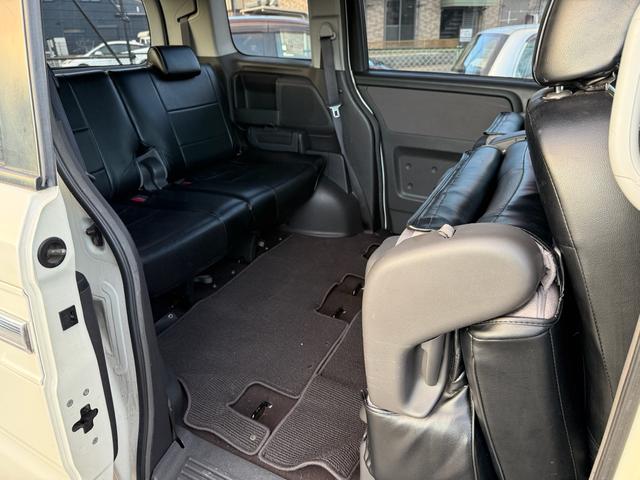 �Z�J���h�V�[�g�͂��̂悤�ɑO���ɓ|��܂��I