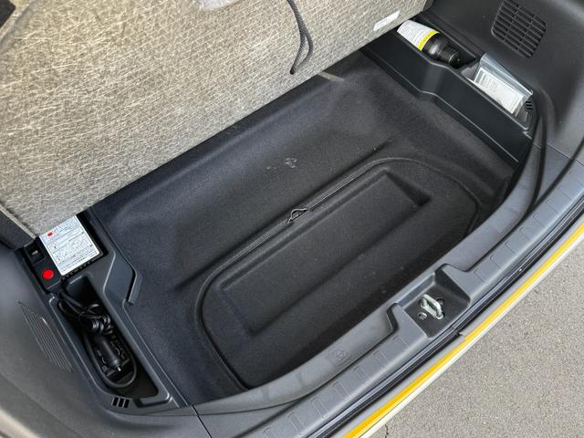 �g�����N���[���̉����ɂ��ו��͎��[�\�ł��I