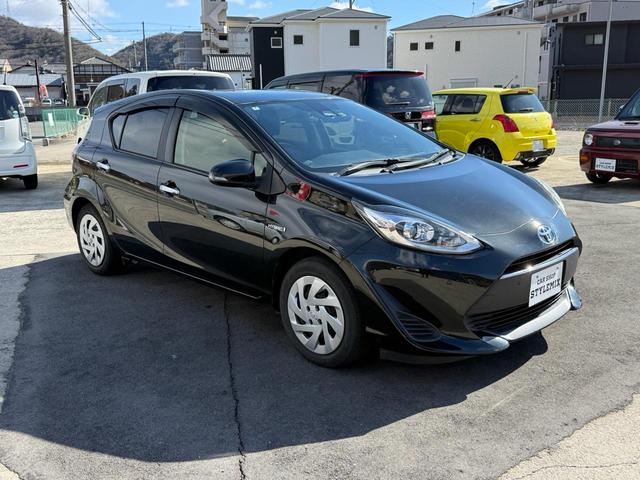 アクア Sスタイルブラック Sスタイルブラック・雹害車・禁煙車・ワンオーナー・純正ナビ・バックカメラ・衝突軽減システム・ドラレコ・スマートキー・オートハイビーム・オートライト・オートエアコン・Bluetooth・フルセグ(6枚目)