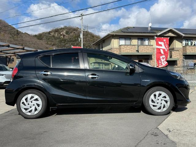 アクア Sスタイルブラック Sスタイルブラック・雹害車・禁煙車・ワンオーナー・純正ナビ・バックカメラ・衝突軽減システム・ドラレコ・スマートキー・オートハイビーム・オートライト・オートエアコン・Bluetooth・フルセグ(8枚目)