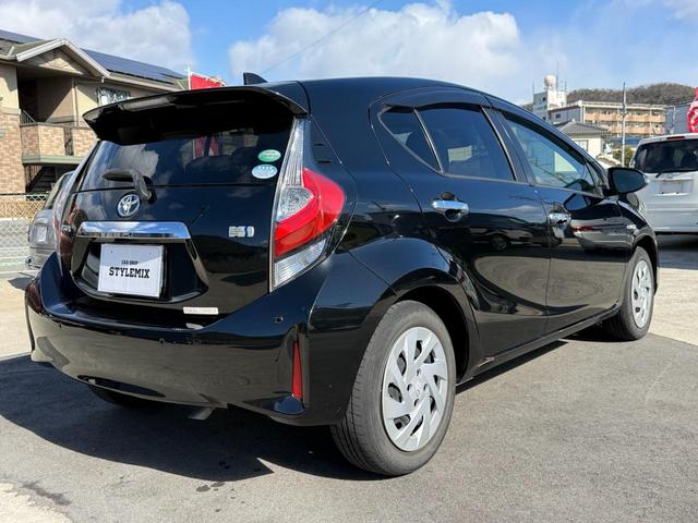 アクア Sスタイルブラック Sスタイルブラック・雹害車・禁煙車・ワンオーナー・純正ナビ・バックカメラ・衝突軽減システム・ドラレコ・スマートキー・オートハイビーム・オートライト・オートエアコン・Bluetooth・フルセグ(9枚目)