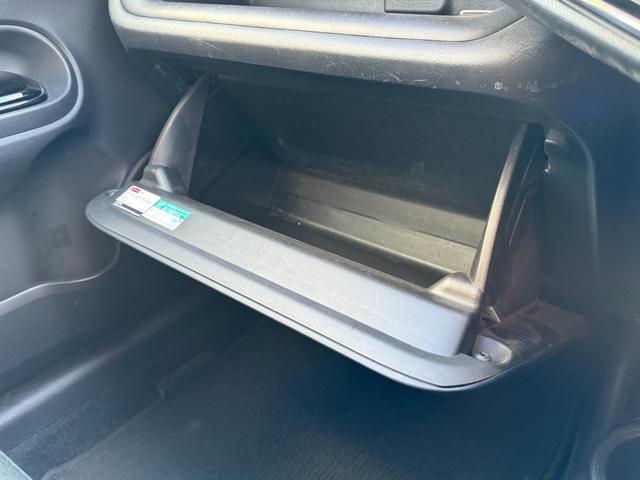 アクア Sスタイルブラック Sスタイルブラック・雹害車・禁煙車・ワンオーナー・純正ナビ・バックカメラ・衝突軽減システム・ドラレコ・スマートキー・オートハイビーム・オートライト・オートエアコン・Bluetooth・フルセグ(47枚目)