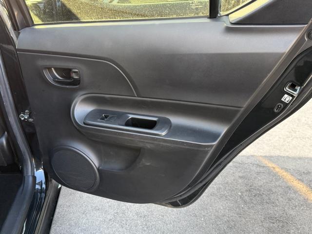 アクア Sスタイルブラック Sスタイルブラック・雹害車・禁煙車・ワンオーナー・純正ナビ・バックカメラ・衝突軽減システム・ドラレコ・スマートキー・オートハイビーム・オートライト・オートエアコン・Bluetooth・フルセグ(53枚目)