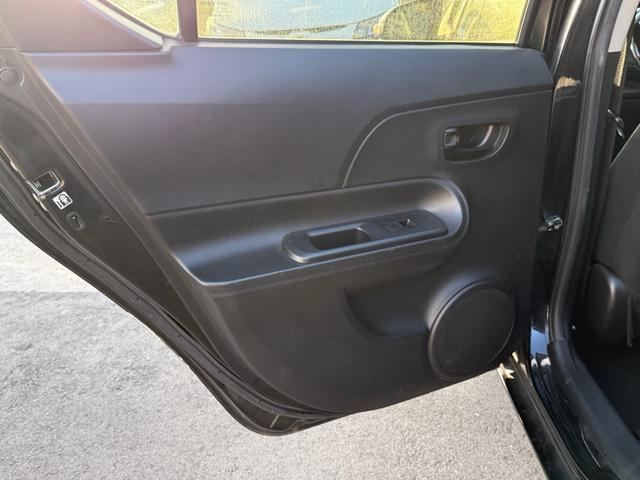 アクア Sスタイルブラック Sスタイルブラック・雹害車・禁煙車・ワンオーナー・純正ナビ・バックカメラ・衝突軽減システム・ドラレコ・スマートキー・オートハイビーム・オートライト・オートエアコン・Bluetooth・フルセグ(55枚目)