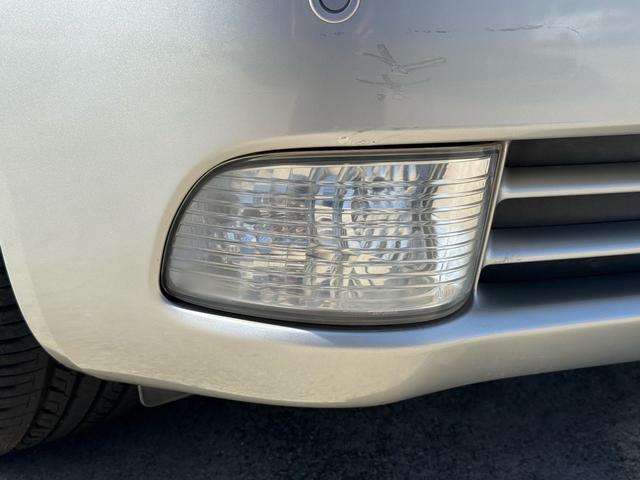 クラウン ロイヤルサルーン　ロイヤルサルーン・禁煙車・黒木目パネル・クルーズコントロール・クリアランスソナー・純正ナビ・バックモニター・パワーシート・スマートキー・プッシュスタート・ステアリングスイッチ・純正アルミ・ＥＴＣ（17枚目）