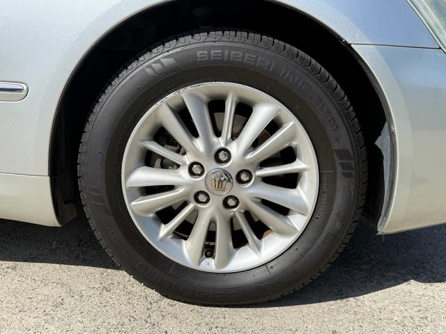 クラウン ロイヤルサルーン　ロイヤルサルーン・禁煙車・黒木目パネル・クルーズコントロール・クリアランスソナー・純正ナビ・バックモニター・パワーシート・スマートキー・プッシュスタート・ステアリングスイッチ・純正アルミ・ＥＴＣ（25枚目）