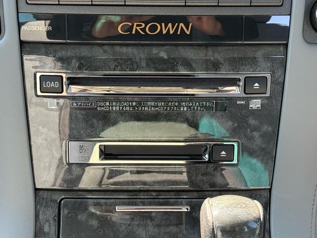 クラウン ロイヤルサルーン　ロイヤルサルーン・禁煙車・黒木目パネル・クルーズコントロール・クリアランスソナー・純正ナビ・バックモニター・パワーシート・スマートキー・プッシュスタート・ステアリングスイッチ・純正アルミ・ＥＴＣ（62枚目）
