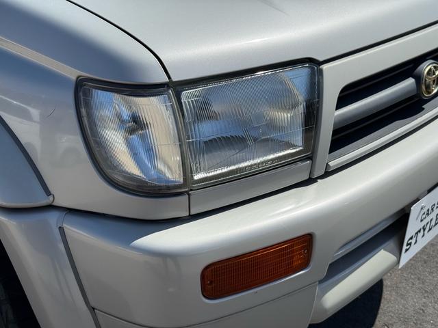 ハイラックスサーフ ＳＳＲ－Ｘ　ワイド　ＳＳＲ－Ｘ・雹害車・禁煙車・本州仕入れ・前期・サンルーフ・ワイドボディ・背面タイヤ・パートタイム四駆・ルーフレール・リアスポイラー・純正１６インチアルミ・スタッドレス／ジオランダー（15枚目）