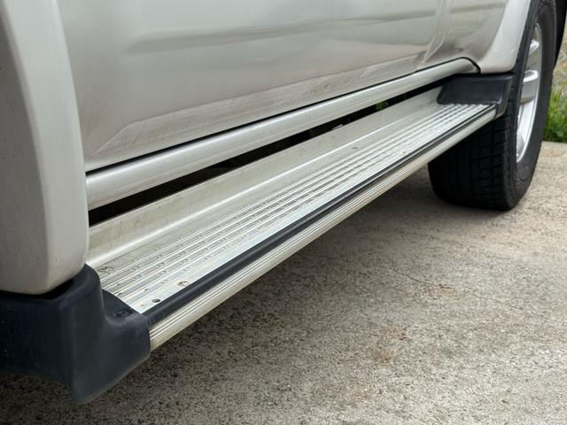 ハイラックスサーフ ＳＳＲ－Ｘ　ワイド　ＳＳＲ－Ｘ・雹害車・禁煙車・本州仕入れ・前期・サンルーフ・ワイドボディ・背面タイヤ・パートタイム四駆・ルーフレール・リアスポイラー・純正１６インチアルミ・スタッドレス／ジオランダー（24枚目）