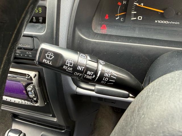 ハイラックスサーフ ＳＳＲ－Ｘ　ワイド　ＳＳＲ－Ｘ・雹害車・禁煙車・本州仕入れ・前期・サンルーフ・ワイドボディ・背面タイヤ・パートタイム四駆・ルーフレール・リアスポイラー・純正１６インチアルミ・スタッドレス／ジオランダー（48枚目）