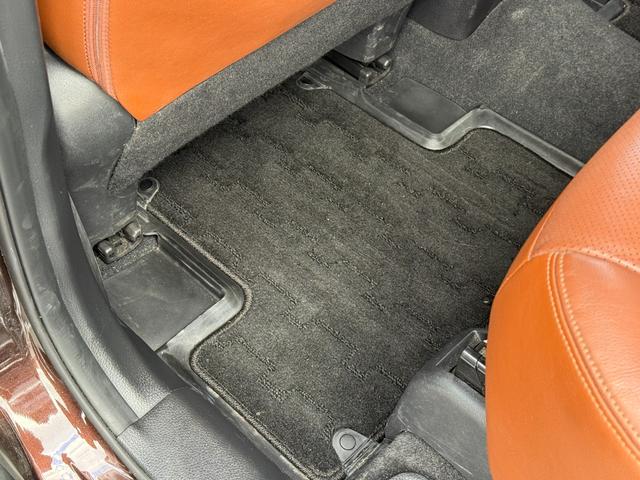 エクストレイル ２０Ｘｉ　レザーエディション　Ｖセレクション　４ＷＤ　純正９インチナビ　アラウンドビューモニター　インテリジェントルームミラー　プロパイロット　タンレザーシート　前席シートヒーター　パワーバックドア（22枚目）