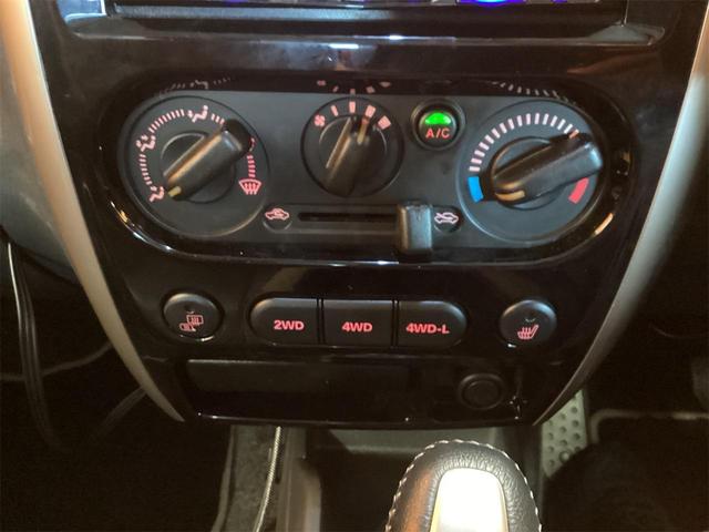 ジムニー ランドベンチャー　４ＷＤ　ＥＴＣ　アルミホイール　電動格納ミラー　シートヒーター　ＡＴ　ＣＤ　ＵＳＢ　Ｂｌｕｅｔｏｏｔｈ　エアコン（11枚目）
