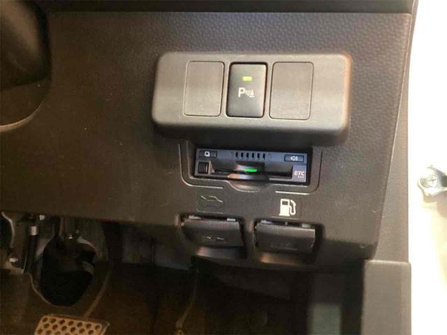 タンク カスタムＧ－Ｔ　ＥＴＣ　バックカメラ　ナビ　ＴＶ　両側電動スライドドア　クリアランスソナー　オートクルーズコントロール　衝突被害軽減システム　アルミホイール　オートマチックハイビーム　オートライト（10枚目）