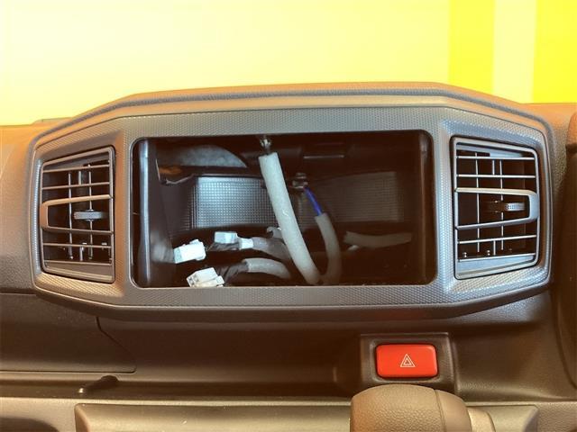 ダイハツ ミライース 7枚目