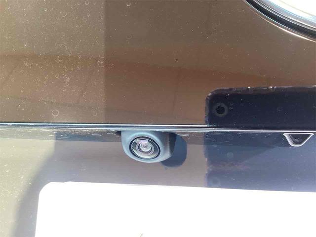 シエンタ ハイブリッドＺ　ＥＴＣ　全周囲カメラ　純正１０．５インチディスプレイ　ＴＶ　オートクルーズコントロール　レーンアシスト　両側電動スライドドア　オートマチックハイビーム　オートライト　スマートキー　電動格納ミラー（28枚目）