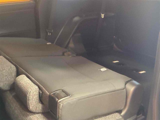 シエンタ ハイブリッドＺ　ＥＴＣ　全周囲カメラ　純正１０．５インチディスプレイ　ＴＶ　オートクルーズコントロール　レーンアシスト　両側電動スライドドア　オートマチックハイビーム　オートライト　スマートキー　電動格納ミラー（31枚目）