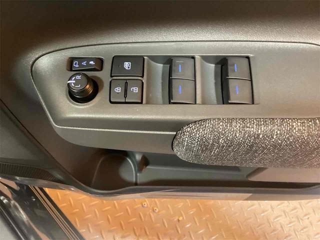 シエンタ ハイブリッドＺ　ＥＴＣ　全周囲カメラ　純正１０．５インチディスプレイ　ＴＶ　オートクルーズコントロール　レーンアシスト　両側電動スライドドア　オートマチックハイビーム　オートライト　スマートキー　電動格納ミラー（34枚目）