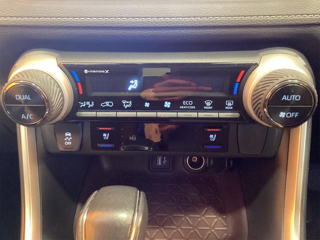 トヨタ ＲＡＶ４ 13枚目