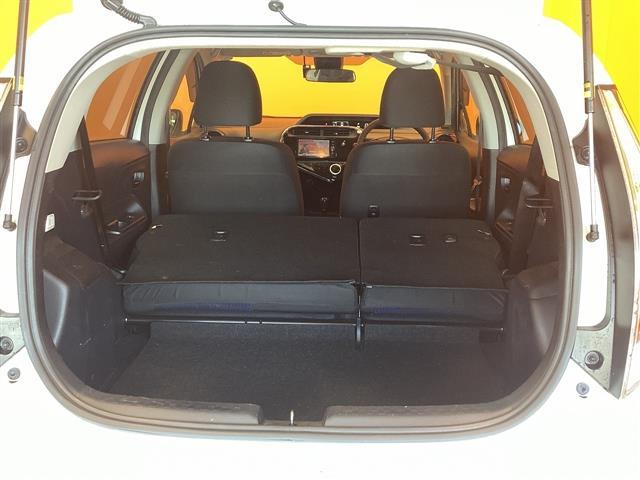 トヨタ アクア 37枚目