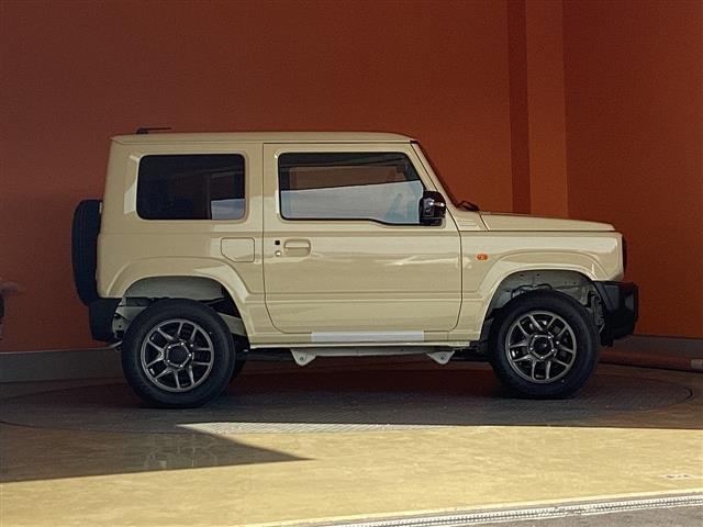 ジムニー XC 4WD クリアランスソナー オートクルーズコントロール レーンアシスト 衝突被害軽減システム オートライト LEDヘッドランプ ヘッドライトウォッシャー スマートキー アイドリングストップ(17枚目)