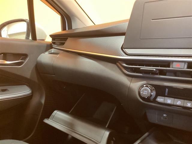 日産 ノート 27枚目