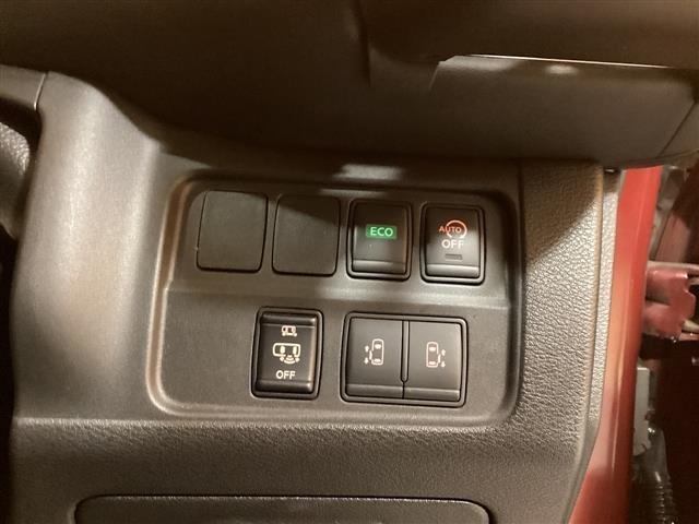 セレナ ハイウェイスターＧ　プロパイロット　衝突軽減Ｂ　純正９インチナビ　フリップダウンモニター　クルーズコントロール　両側自動ドア　ＬＥＤヘッドライト　フォグライト　スマートキー　プッシュスタート　社外アルミホイール（10枚目）