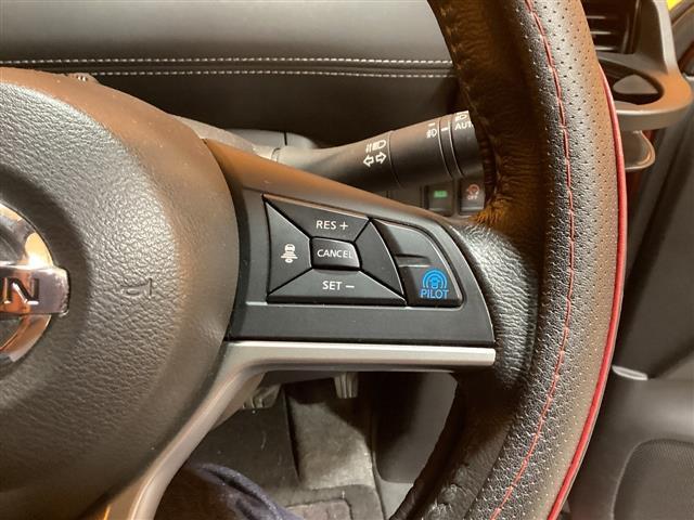 セレナ ハイウェイスターＧ　プロパイロット　衝突軽減Ｂ　純正９インチナビ　フリップダウンモニター　クルーズコントロール　両側自動ドア　ＬＥＤヘッドライト　フォグライト　スマートキー　プッシュスタート　社外アルミホイール（14枚目）