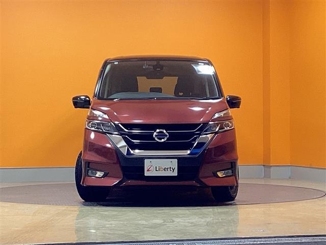 セレナ ハイウェイスターＧ　プロパイロット　衝突軽減Ｂ　純正９インチナビ　フリップダウンモニター　クルーズコントロール　両側自動ドア　ＬＥＤヘッドライト　フォグライト　スマートキー　プッシュスタート　社外アルミホイール（15枚目）