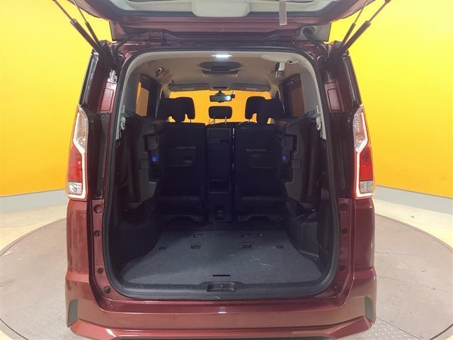 セレナ ハイウェイスターＧ　プロパイロット　衝突軽減Ｂ　純正９インチナビ　フリップダウンモニター　クルーズコントロール　両側自動ドア　ＬＥＤヘッドライト　フォグライト　スマートキー　プッシュスタート　社外アルミホイール（22枚目）