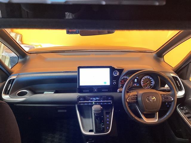 トヨタ ヴォクシー 5枚目