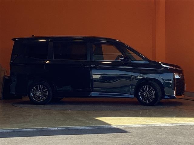 トヨタ ヴォクシー 17枚目