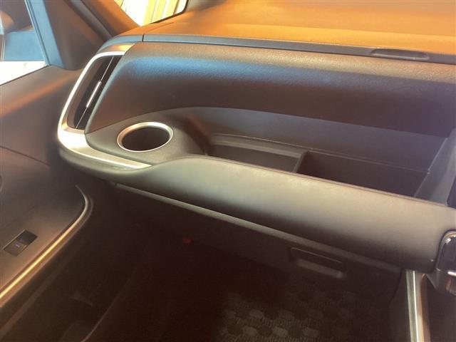 トヨタ ヴォクシー 32枚目