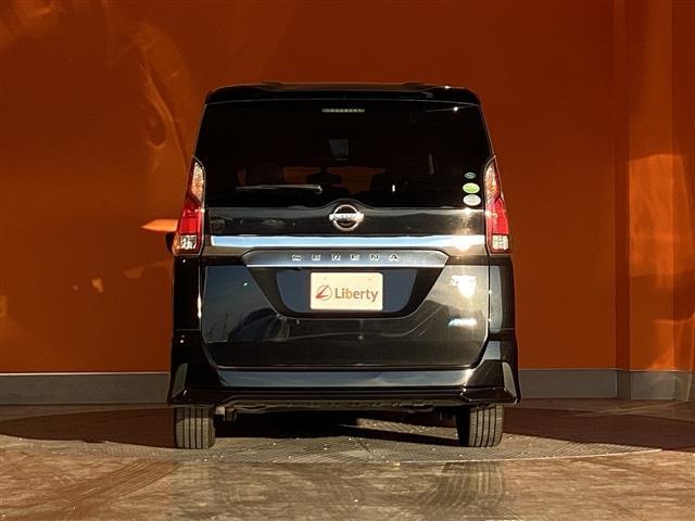 セレナ ハイウェイスター　Ｖセレクション　ナビ　バックカメラ　後席モニター　両側電動スライドドア　純正アルミホイール　クルーズコントロール　衝突被害軽減ブレーキ　フォグライト　アイドリングストップ　シートバックテーブル　電動格納式ミラー（19枚目）