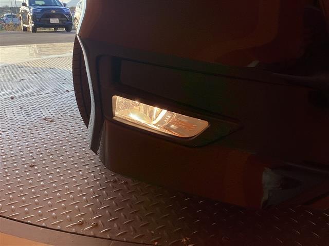 セレナ ハイウェイスター　Ｖセレクション　ナビ　バックカメラ　後席モニター　両側電動スライドドア　純正アルミホイール　クルーズコントロール　衝突被害軽減ブレーキ　フォグライト　アイドリングストップ　シートバックテーブル　電動格納式ミラー（37枚目）